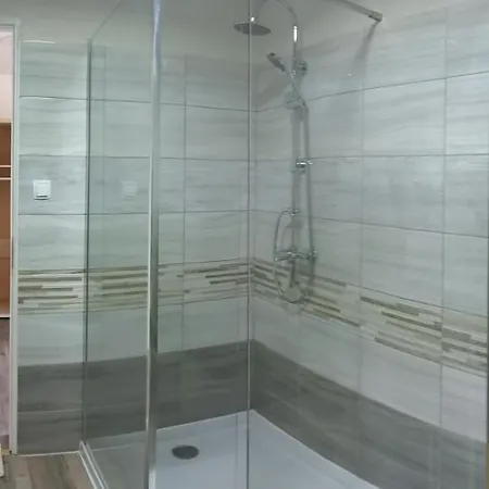 Bed & Breakfast Margareta Etterem Es Vendeghaz Balatonberény