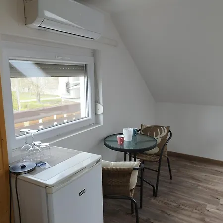 B&B Margareta Etterem Es Vendeghaz
